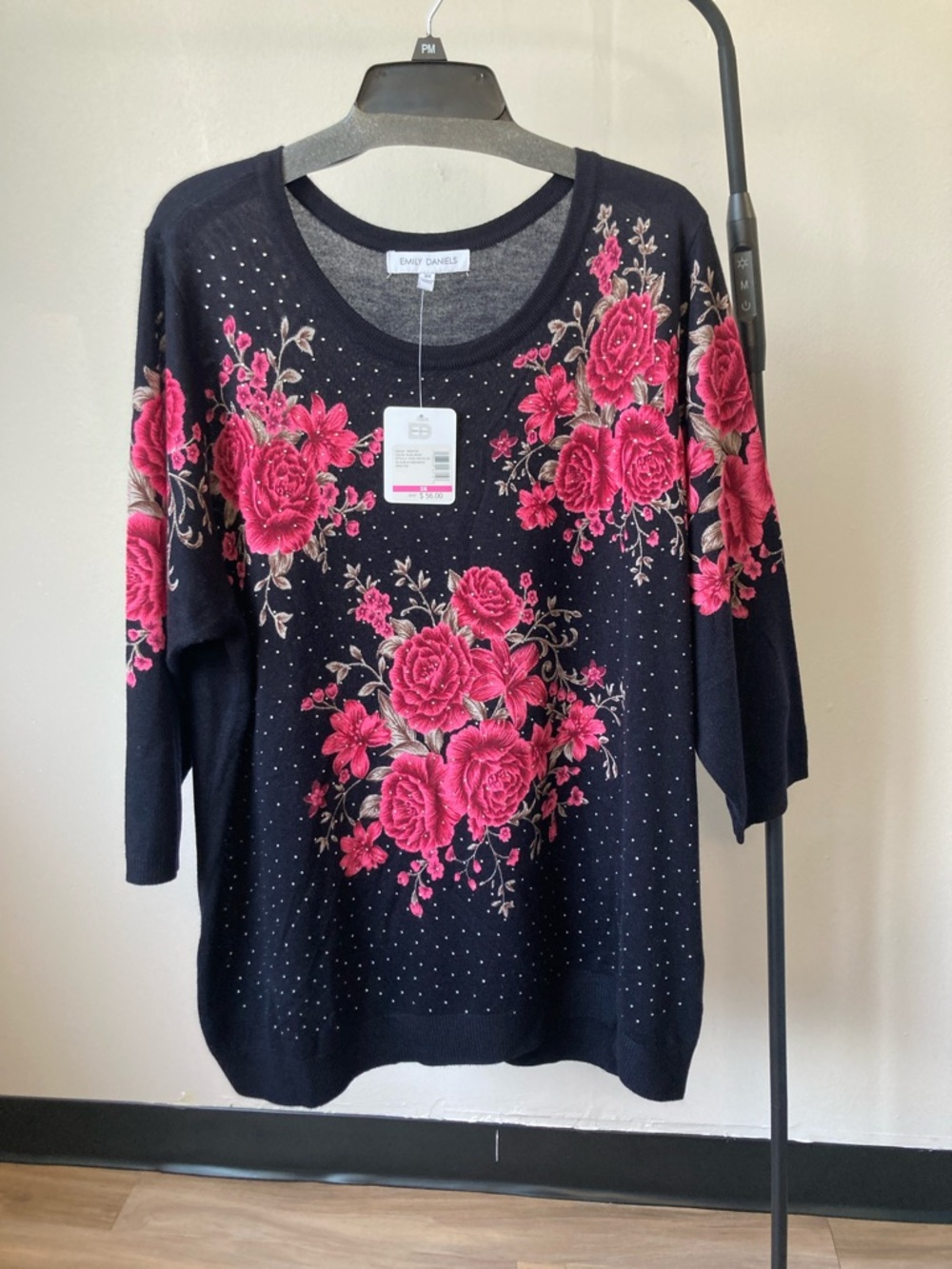 Emily Daniels Floral print with bling accents crewneck lightweight sweater 3X